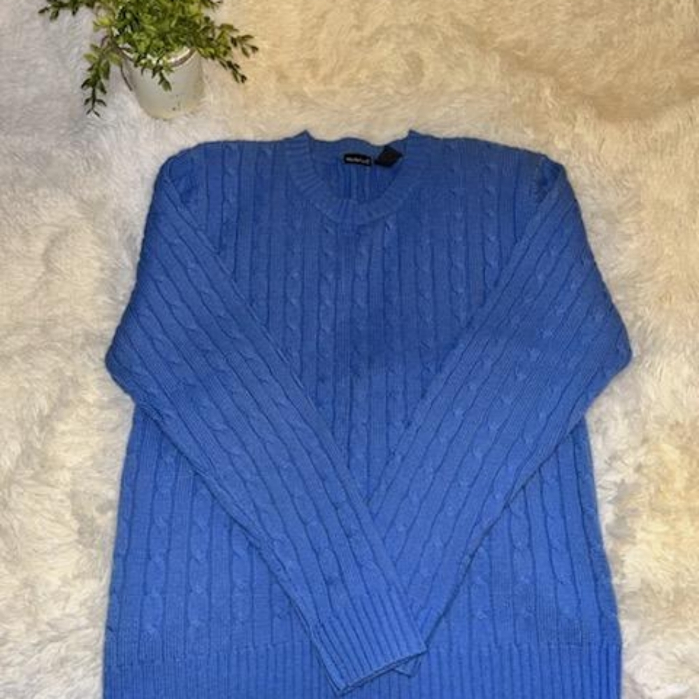 Youth M Northcrest sweater
